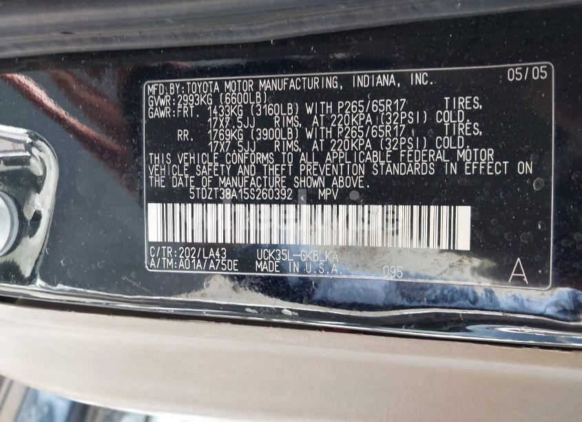 Photo 9 of 2005 Toyota Sequoia LIMITED V8 (VIN 5TDZT38A15S260392)