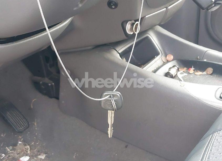 Photo 11 of 2002 Toyota Sequoia LIMITED V8 (VIN 5TDZT38A22S102963)