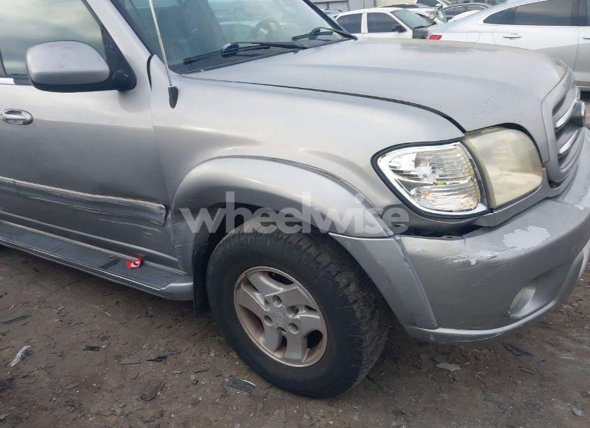 Photo 6 of 2002 Toyota Sequoia LIMITED V8 (VIN 5TDZT38A22S102963)