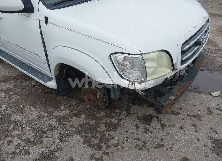 Photo 12 of 2002 Toyota Sequoia LIMITED V8 (VIN 5TDZT38A22S114031)