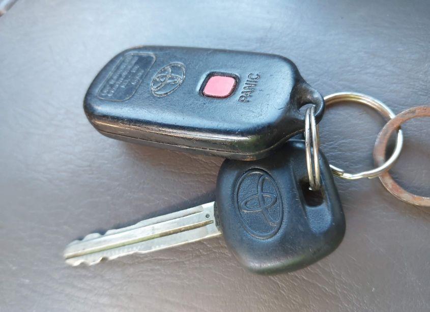 Photo 11 of 2003 Toyota Sequoia LIMITED V8 (VIN 5TDZT38A23S180483)