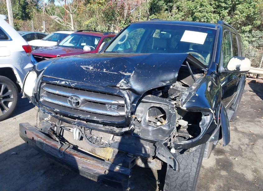 Photo 6 of 2004 Toyota Sequoia LIMITED V8 (VIN 5TDZT38A24S207277)