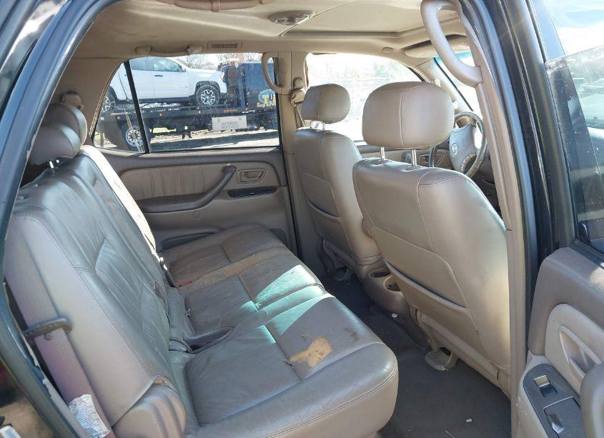 Photo 8 of 2004 Toyota Sequoia LIMITED V8 (VIN 5TDZT38A24S207277)
