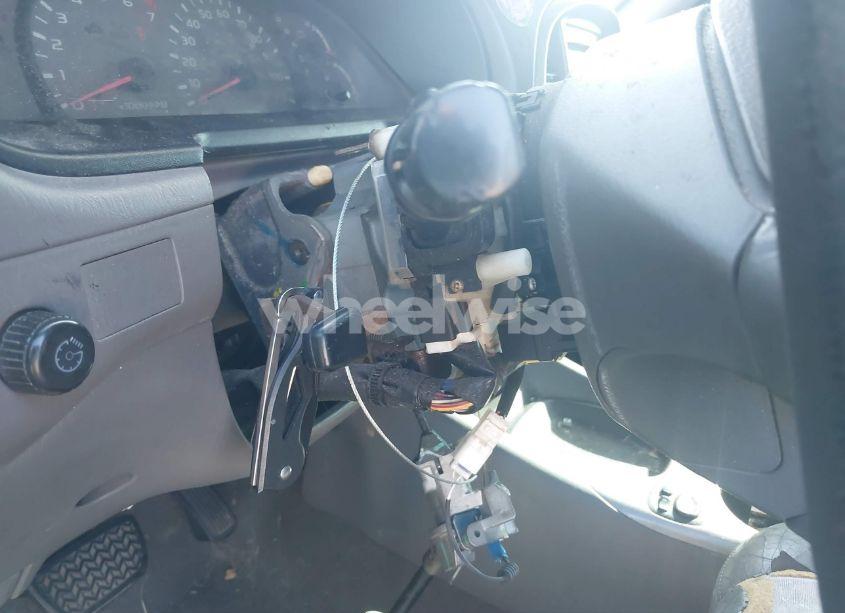 Photo 12 of 2004 Toyota Sequoia LIMITED V8 (VIN 5TDZT38A24S222216)