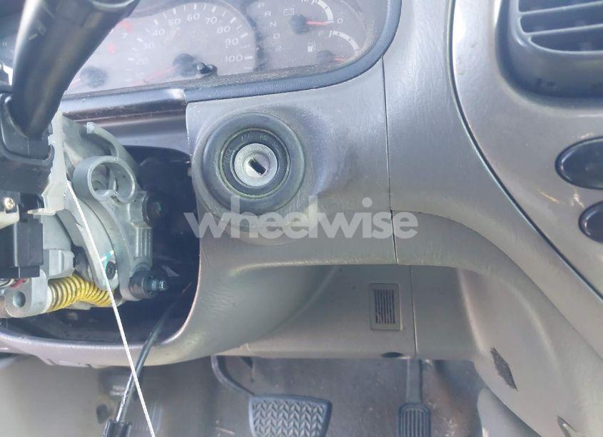 Photo 14 of 2004 Toyota Sequoia LIMITED V8 (VIN 5TDZT38A24S222216)