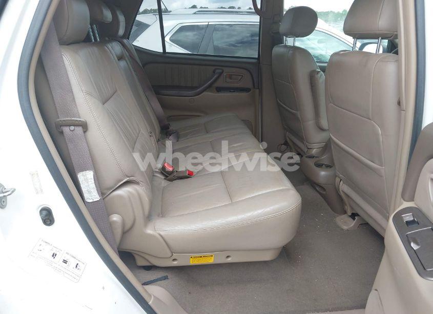 Photo 8 of 2004 Toyota Sequoia LIMITED V8 (VIN 5TDZT38A24S223270)