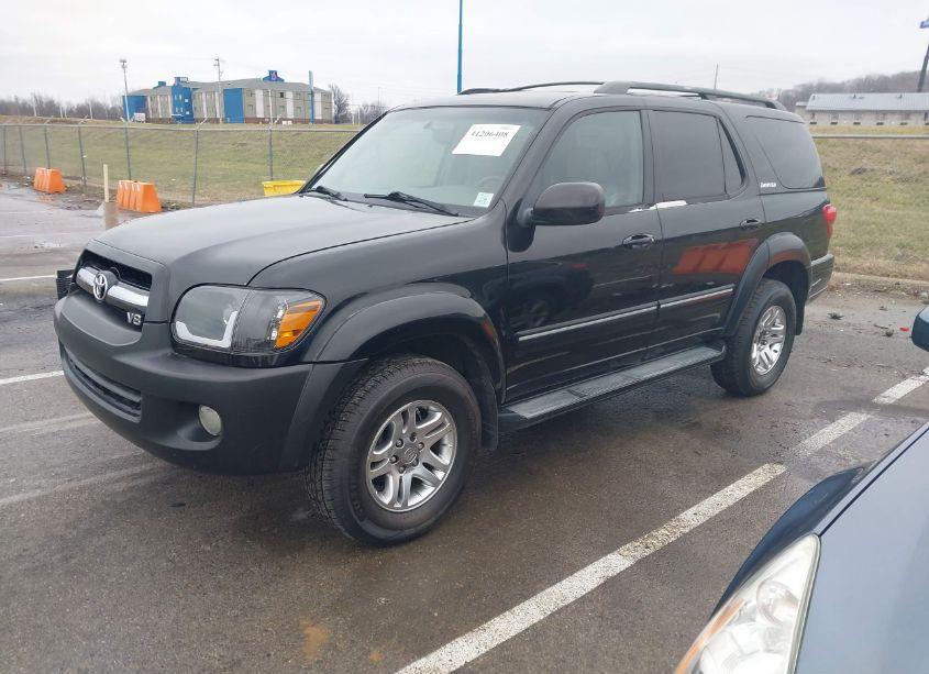 Photo 2 of 2005 Toyota Sequoia LIMITED V8 (VIN 5TDZT38A25S239471)