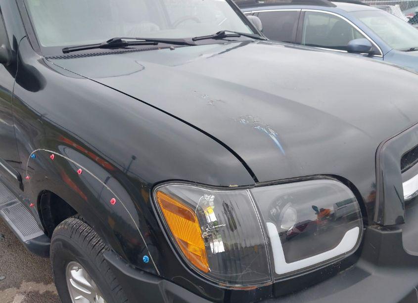 Photo 6 of 2005 Toyota Sequoia LIMITED V8 (VIN 5TDZT38A25S239471)