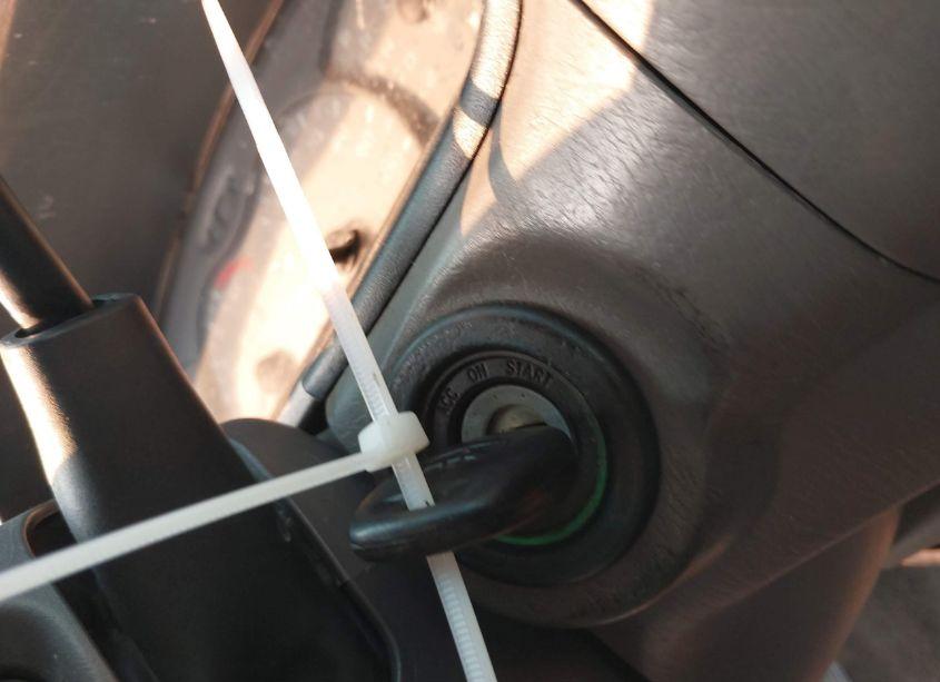 Photo 11 of 2002 Toyota Sequoia LIMITED V8 (VIN 5TDZT38A32S065230)