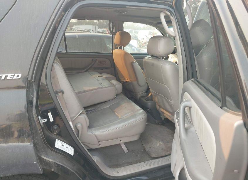 Photo 8 of 2002 Toyota Sequoia LIMITED V8 (VIN 5TDZT38A32S065230)