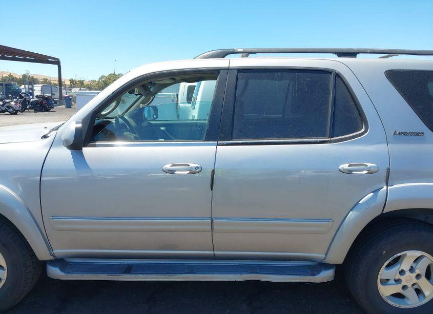 Photo 14 of 2002 Toyota Sequoia LIMITED V8 (VIN 5TDZT38A32S097143)