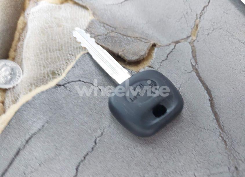 Photo 11 of 2004 Toyota Sequoia LIMITED V8 (VIN 5TDZT38A34S238330)