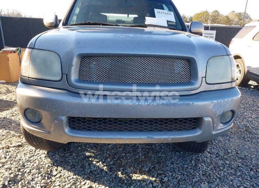 Photo 14 of 2004 Toyota Sequoia LIMITED V8 (VIN 5TDZT38A34S238330)