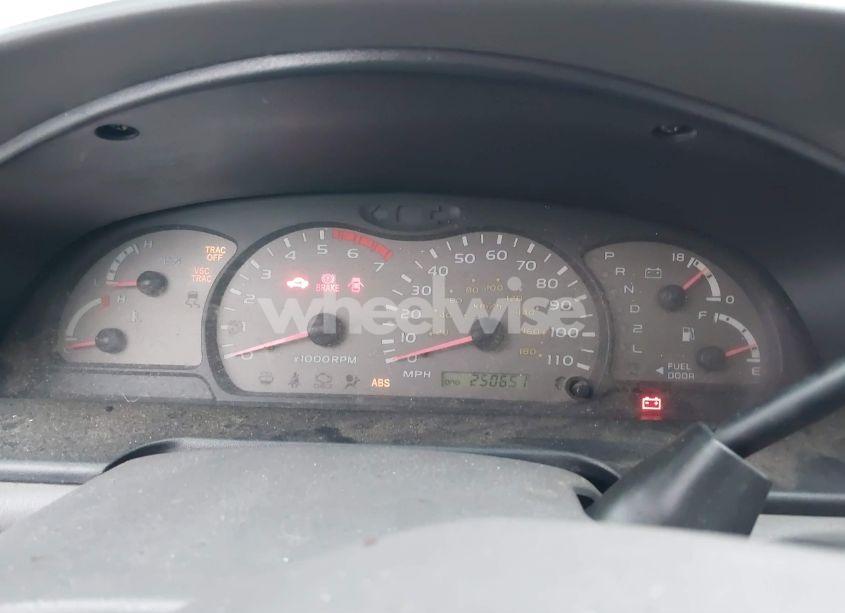 Photo 7 of 2004 Toyota Sequoia LIMITED V8 (VIN 5TDZT38A34S238330)