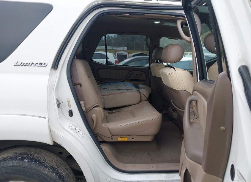 Photo 8 of 2002 Toyota Sequoia LIMITED V8 (VIN 5TDZT38A42S070419)