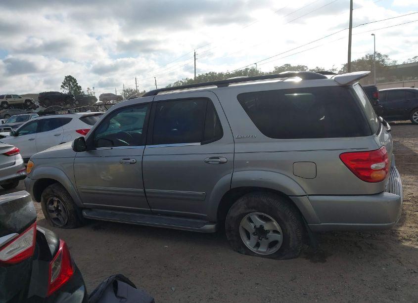 Photo 14 of 2002 Toyota Sequoia LIMITED V8 (VIN 5TDZT38A42S072039)