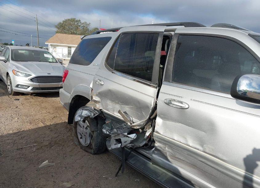 Photo 6 of 2002 Toyota Sequoia LIMITED V8 (VIN 5TDZT38A42S072039)