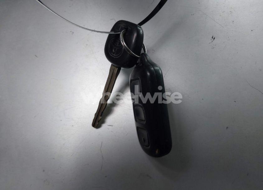 Photo 11 of 2005 Toyota Sequoia LIMITED V8 (VIN 5TDZT38A55S242817)