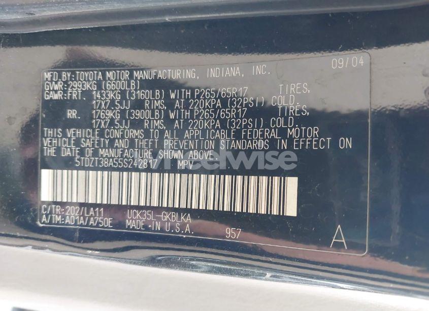 Photo 9 of 2005 Toyota Sequoia LIMITED V8 (VIN 5TDZT38A55S242817)