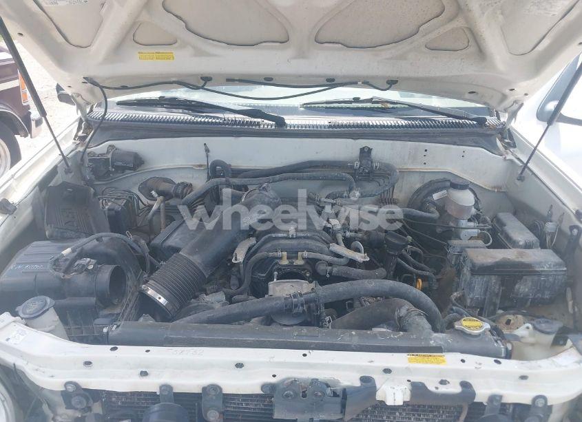 Photo 10 of 2005 Toyota Sequoia LIMITED V8 (VIN 5TDZT38A55S263487)