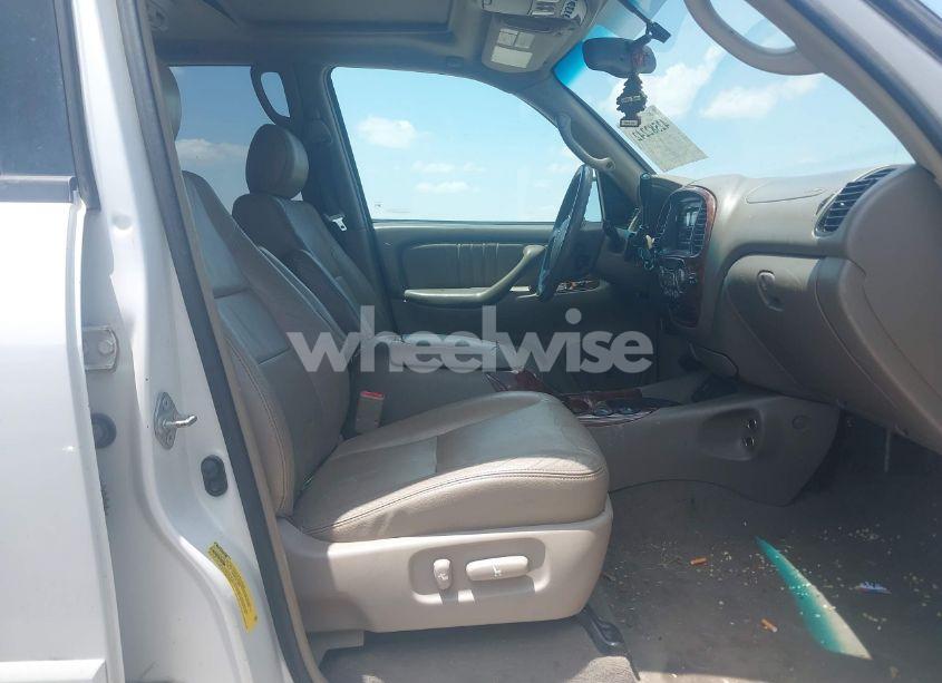 Photo 5 of 2005 Toyota Sequoia LIMITED V8 (VIN 5TDZT38A55S263487)