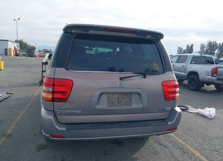 Photo 17 of 2002 Toyota Sequoia LIMITED V8 (VIN 5TDZT38A62S096410)