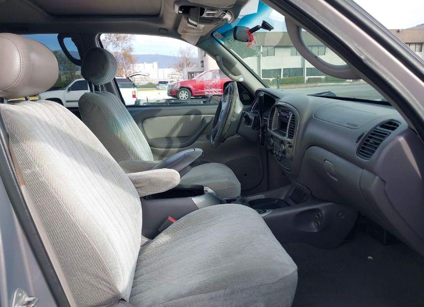 Photo 5 of 2002 Toyota Sequoia LIMITED V8 (VIN 5TDZT38A62S096410)