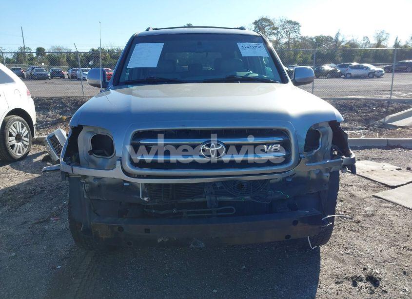 Photo 12 of 2004 Toyota Sequoia LIMITED V8 (VIN 5TDZT38A64S228620)