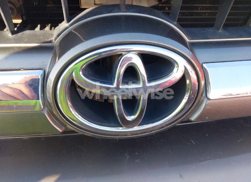 Photo 11 of 2006 Toyota Sequoia LIMITED (VIN 5TDZT38A66S274144)