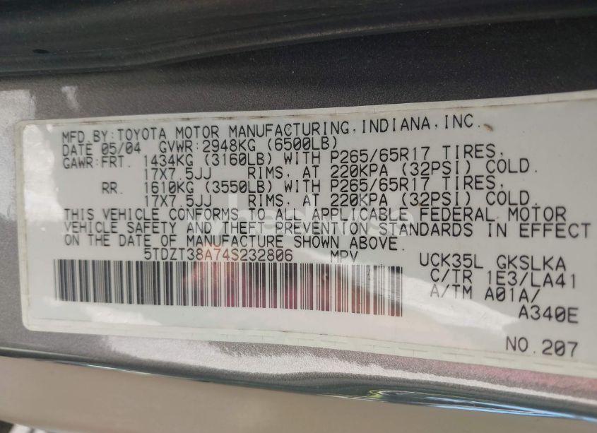 Photo 9 of 2004 Toyota Sequoia LIMITED V8 (VIN 5TDZT38A74S232806)