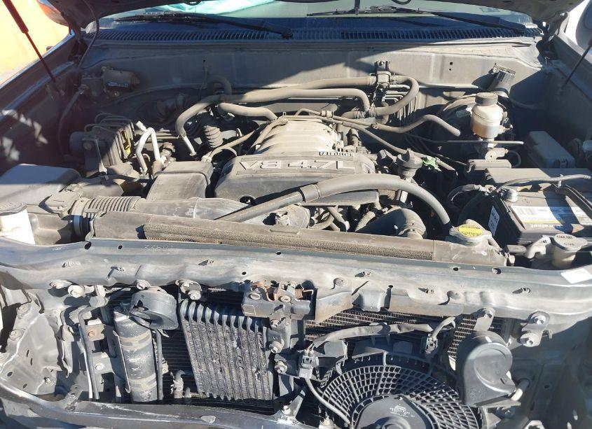 Photo 10 of 2004 Toyota Sequoia LIMITED V8 (VIN 5TDZT38A74S232840)