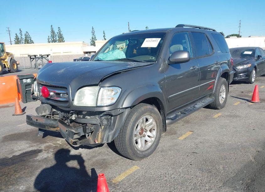 Photo 2 of 2004 Toyota Sequoia LIMITED V8 (VIN 5TDZT38A74S232840)