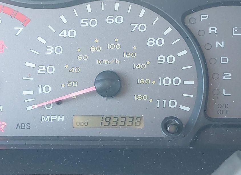 Photo 7 of 2004 Toyota Sequoia LIMITED V8 (VIN 5TDZT38A74S232840)