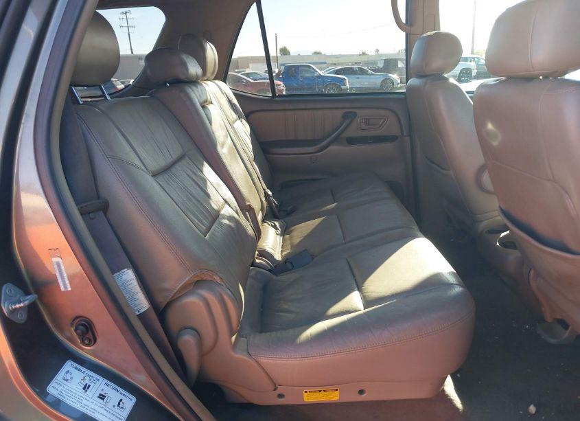 Photo 8 of 2004 Toyota Sequoia LIMITED V8 (VIN 5TDZT38A74S232840)