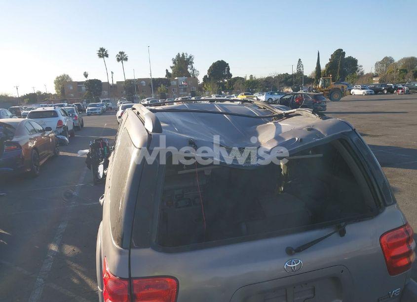 Photo 6 of 2001 Toyota Sequoia LIMITED V8 (VIN 5TDZT38A81S050642)