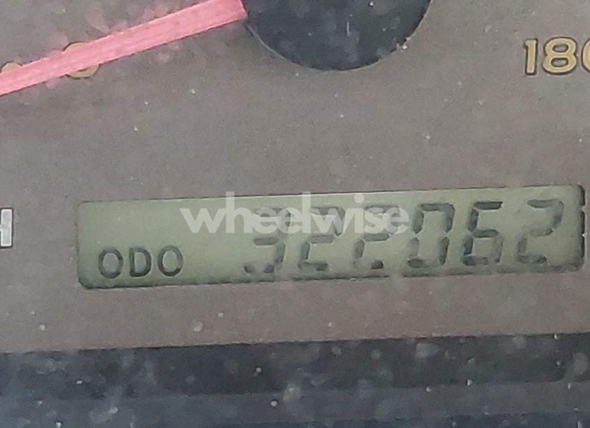 Photo 7 of 2001 Toyota Sequoia LIMITED V8 (VIN 5TDZT38A81S054349)