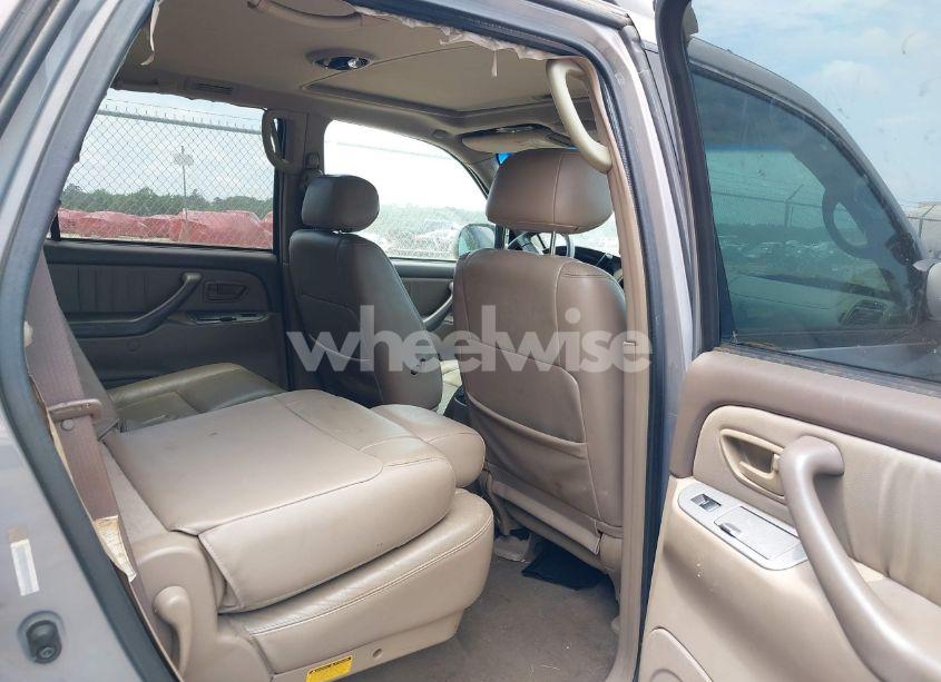 Photo 8 of 2001 Toyota Sequoia LIMITED V8 (VIN 5TDZT38A81S054349)