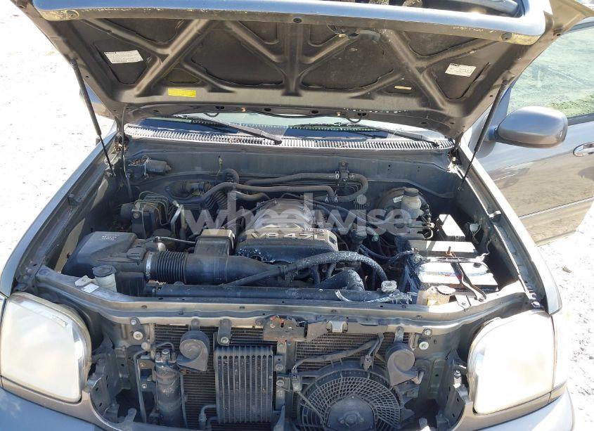 Photo 10 of 2004 Toyota Sequoia LIMITED V8 (VIN 5TDZT38A84S217585)