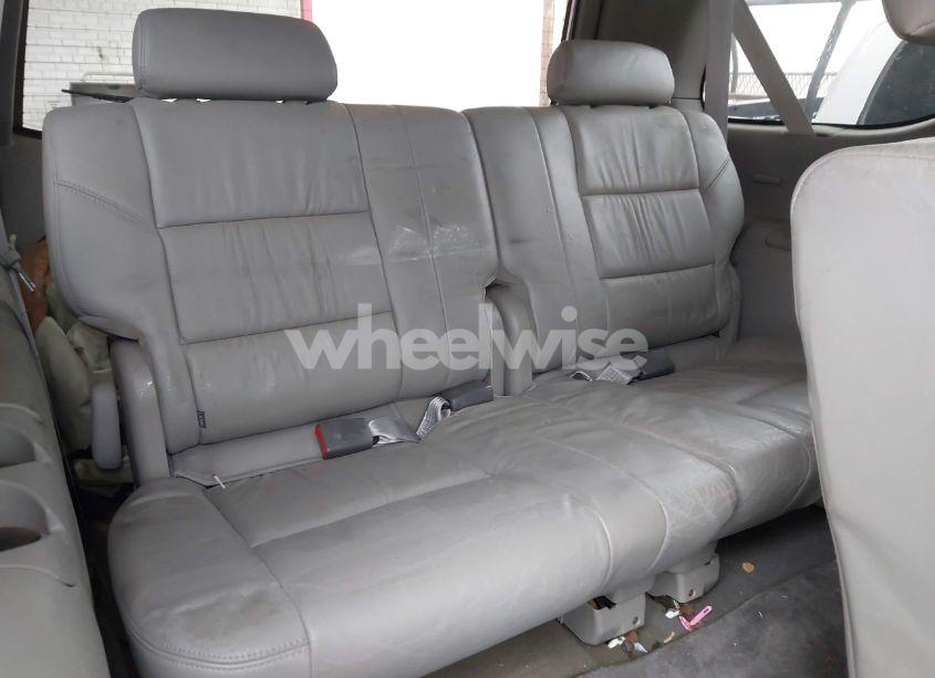 Photo 12 of 2004 Toyota Sequoia LIMITED V8 (VIN 5TDZT38A84S220437)