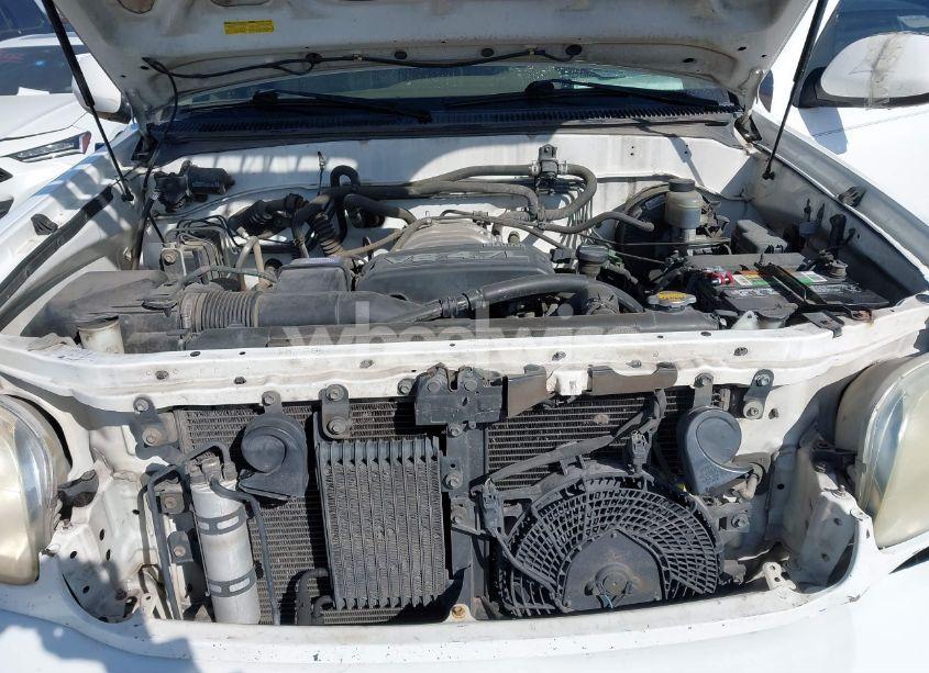 Photo 10 of 2003 Toyota Sequoia LIMITED V8 (VIN 5TDZT38A93S152227)