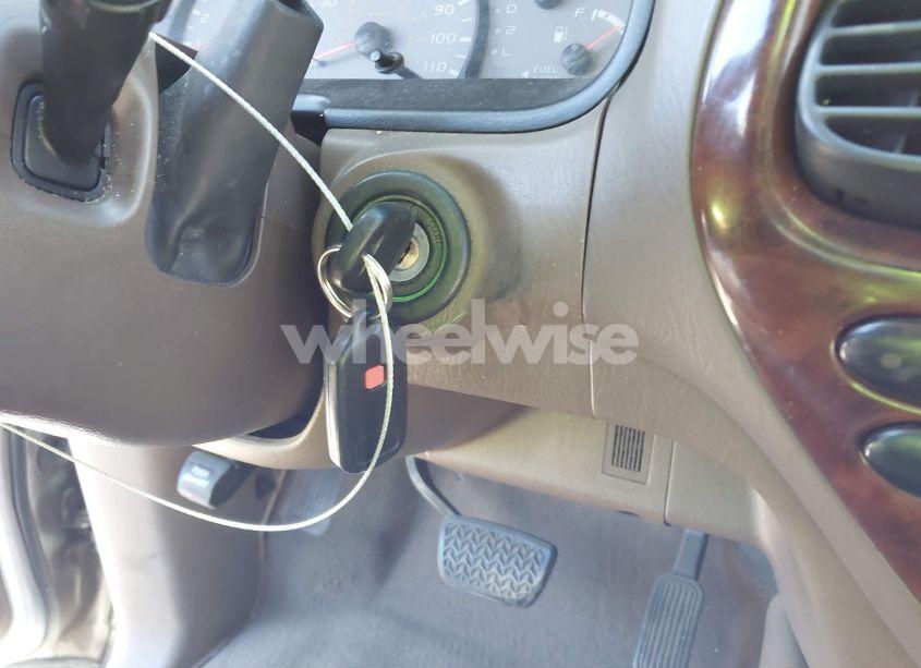 Photo 11 of 2003 Toyota Sequoia LIMITED V8 (VIN 5TDZT38A93S152227)