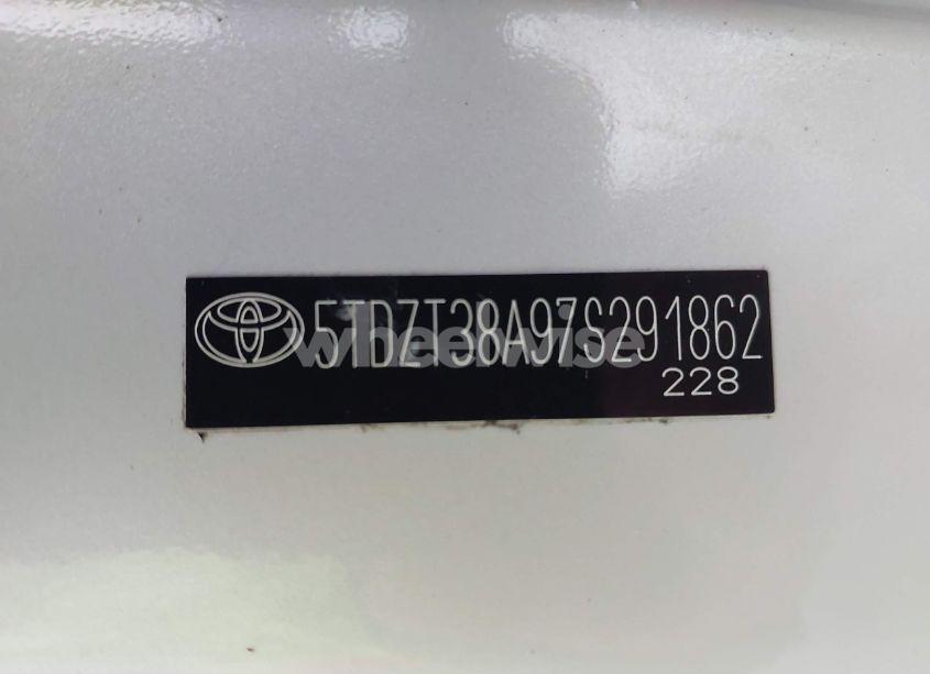 Photo 9 of 2007 Toyota Sequoia LIMITED V8 (VIN 5TDZT38A97S291862)