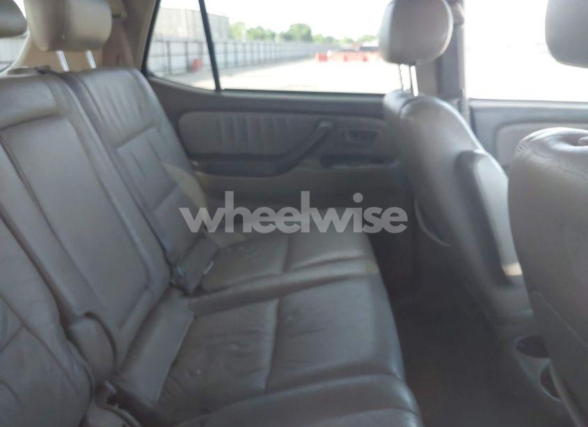 Photo 8 of 2004 Toyota Sequoia LIMITED V8 (VIN 5TDZT38AX4S224411)