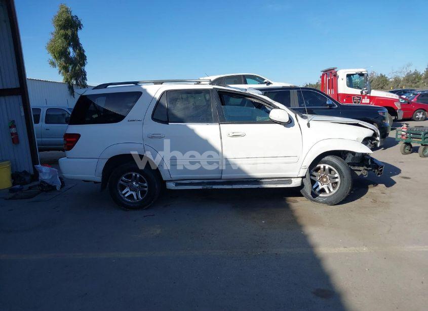 Photo 14 of 2004 Toyota Sequoia LIMITED V8 (VIN 5TDZT38AX4S237191)