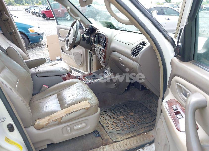 Photo 5 of 2005 Toyota Sequoia LIMITED V8 (VIN 5TDZT38AX5S252033)