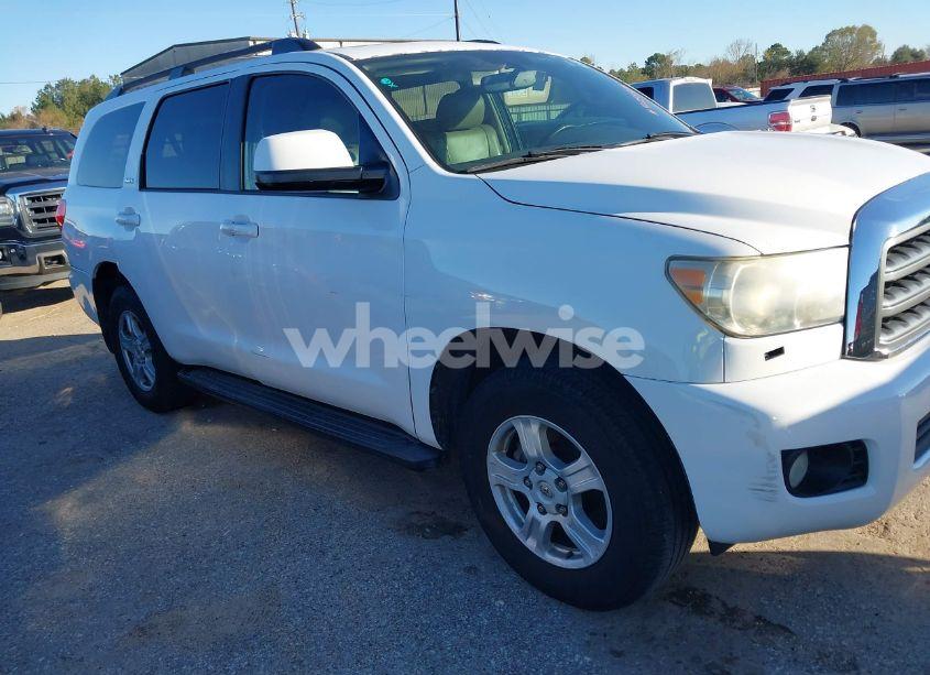 2013 Toyota Sequoia SR5 5.7L V8 (VIN 5TDZY5G11DS043146) main photo