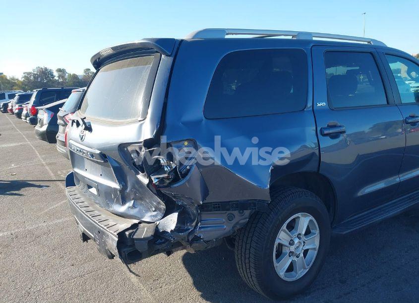 Photo 6 of 2018 Toyota Sequoia SR5 (VIN 5TDZY5G11JS071489)