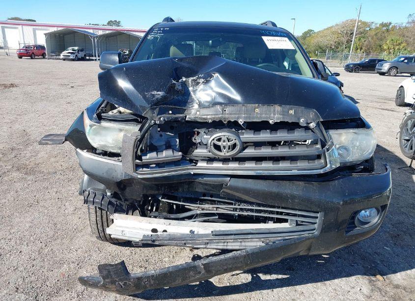 Photo 6 of 2013 Toyota Sequoia SR5 5.7L V8 (VIN 5TDZY5G12DS044239)