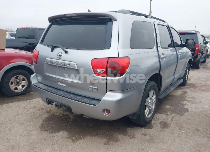 Photo 4 of 2013 Toyota Sequoia SR5 5.7L V8 (VIN 5TDZY5G12DS046654)