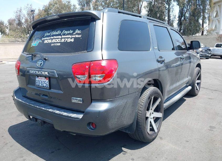 Photo 4 of 2016 Toyota Sequoia SR5 5.7L V8 (VIN 5TDZY5G12GS063829)